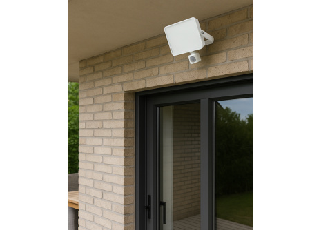 LED FLOOD 3CCT Reflektor TR-30S 30W so senzorom Trixline