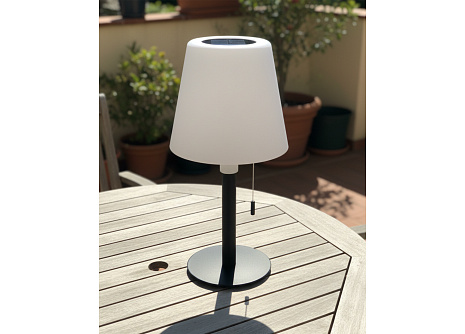TG-011 Solárna stolná lampa s USB, 5W, IP54